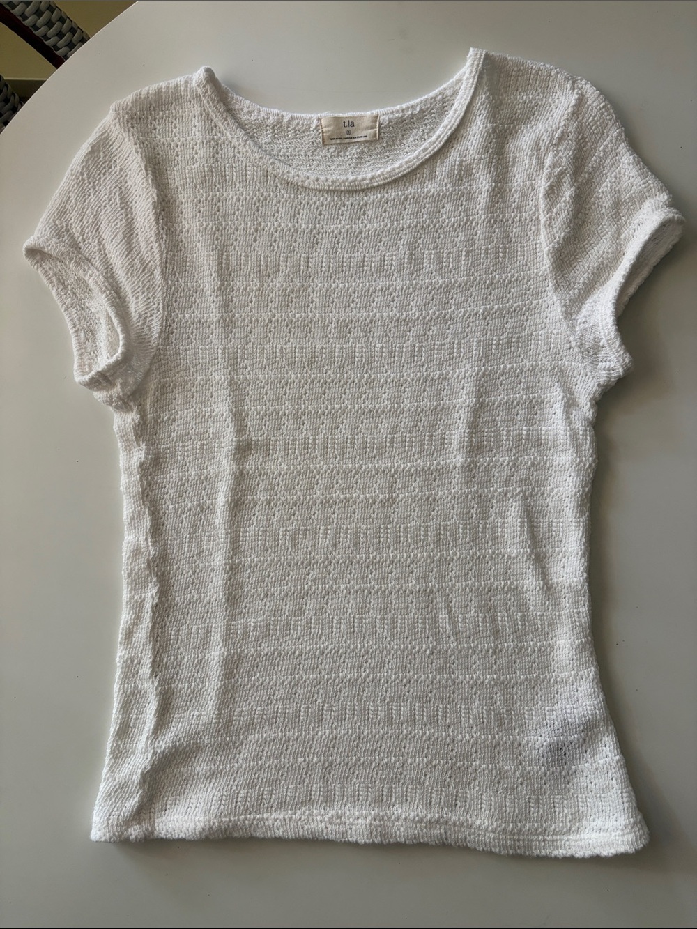 EUC t.la Anthropolie Lightweight Textured Short Sleeve White Top S/M